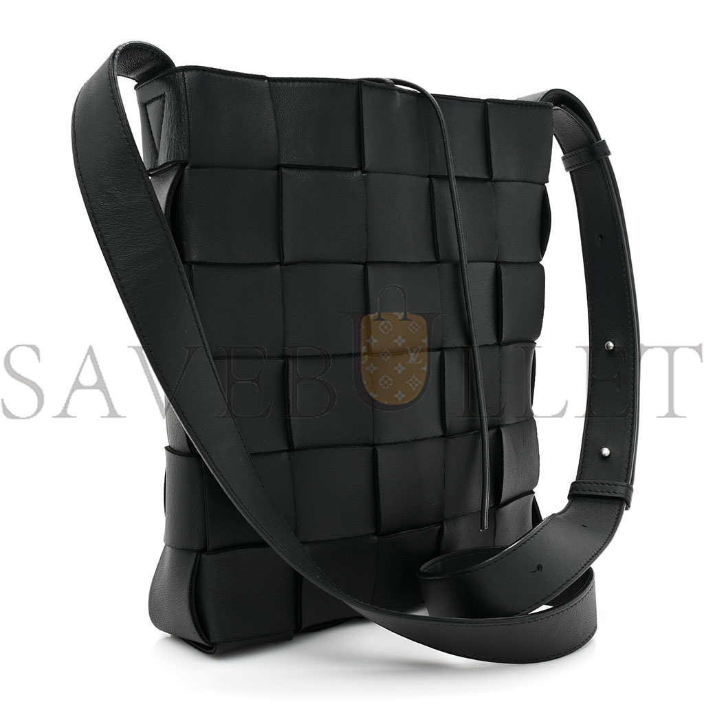 BOTTEGA VENETA LAMBSKIN MAXI INTRECCIATO CASSETTE MESSENGER BLACK (27*23*5cm)