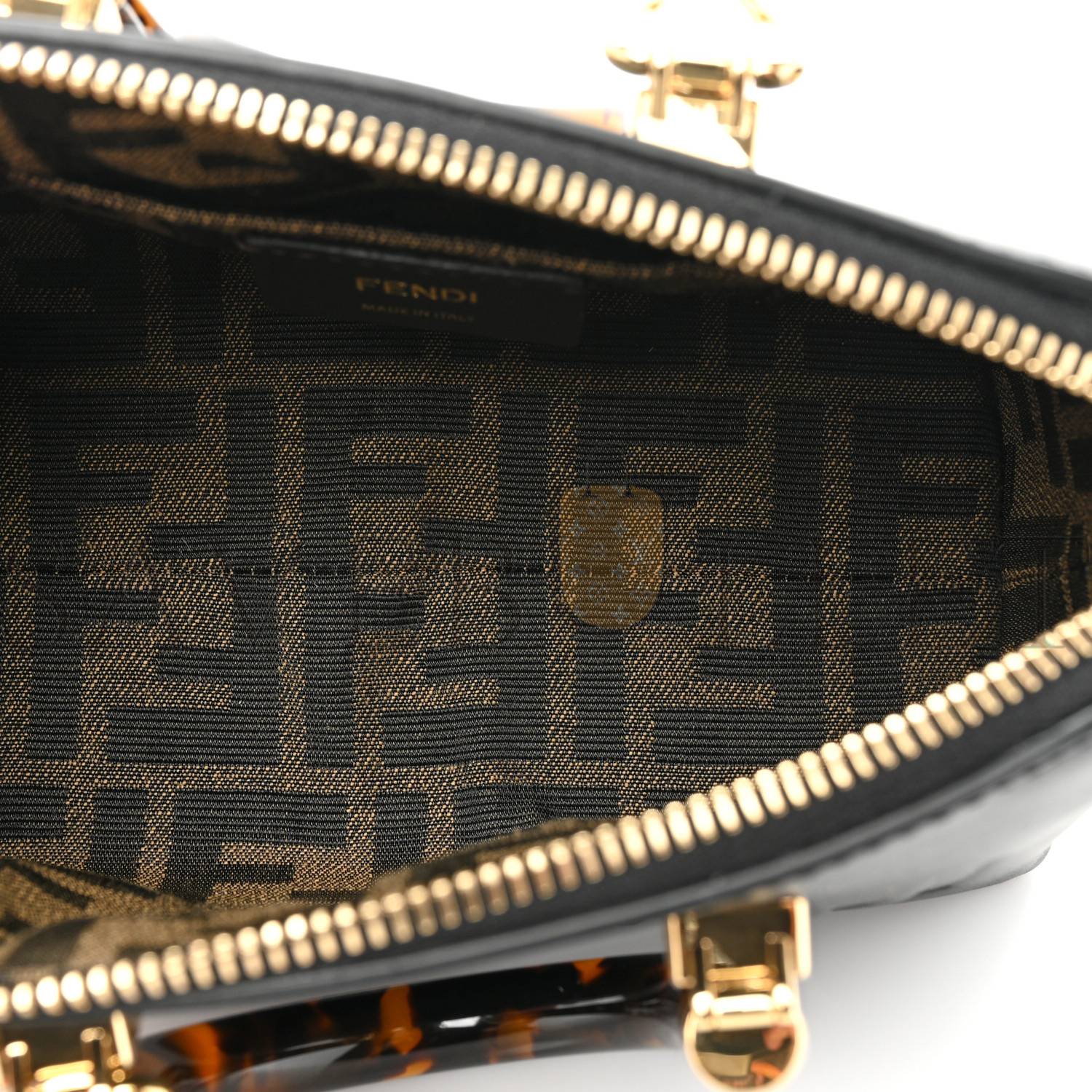 FENDI VITELLO KING PLEXIGLASS LOGO EMBOSSED MINI BY THE WAY TOP HANDLE BOSTON BAG BLACK (18*11*8cm)