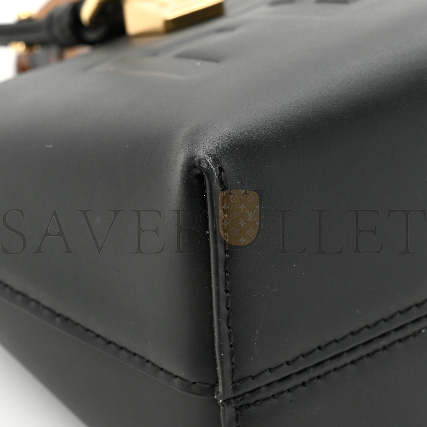 FENDI VITELLO KING PLEXIGLASS LOGO EMBOSSED MINI BY THE WAY TOP HANDLE BOSTON BAG BLACK (18*11*8cm)