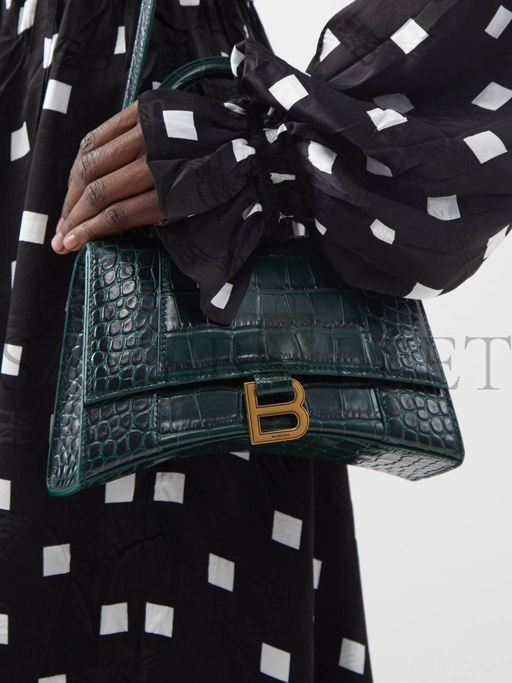 BALENCIAGA GREEN HOURGLASS S CROCODILE-EFFECT LEATHER BAG  MATCHESFASHION US (22.5*15*10cm)